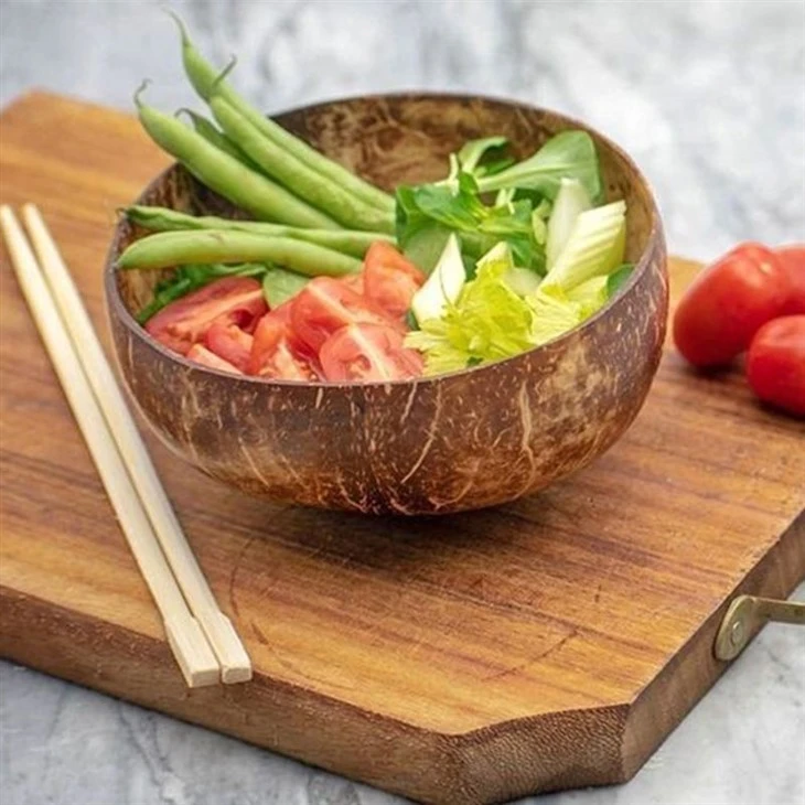 Custom Logo Coconut Shell Bowl Set With Spoons Biodegradable Natural Kitchenware Factory Direct Supply suppliers